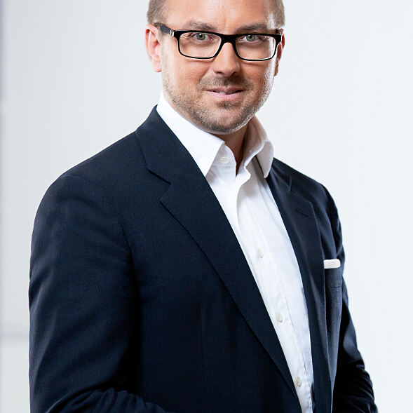 Group Director Corporate Communications & Events Michael Höfler